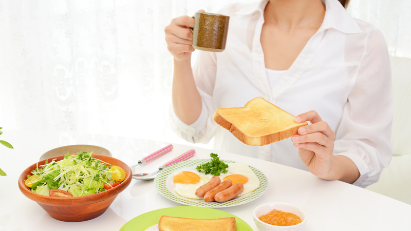 Nên luân phiên nhiều thực phẩm để duy trì chế độ ăn đa dạng và cân bằng