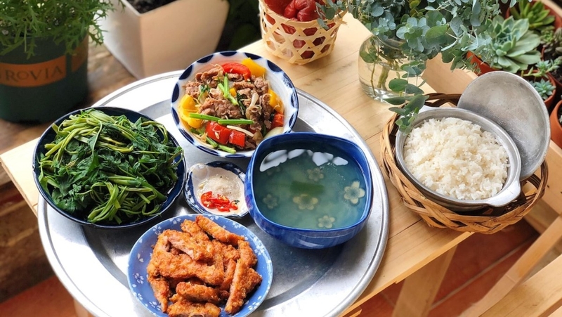 Bữa tối nên ăn bao nhiêu calo để giảm cân