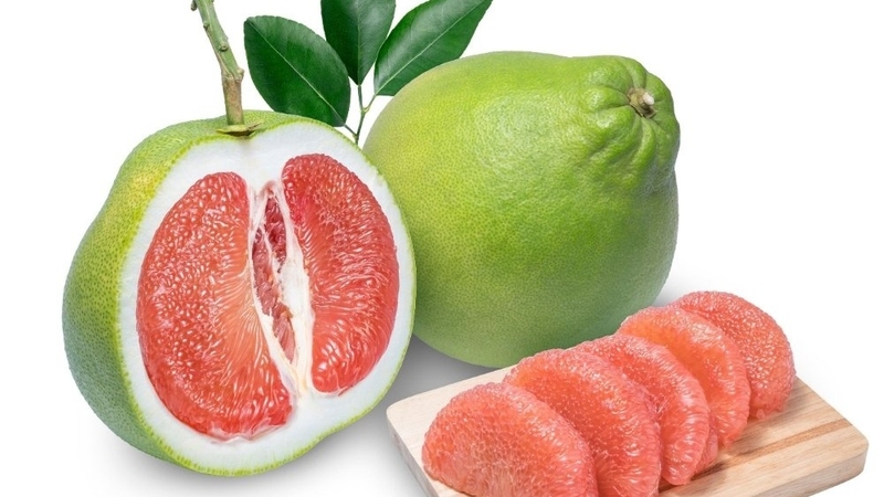 Có thể ăn bưởi da xanh vào buổi tối, nhưng cần ăn với lượng vừa phải