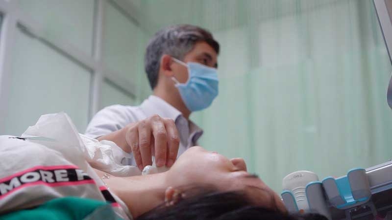 Điều trị bướu cổ dạng keo