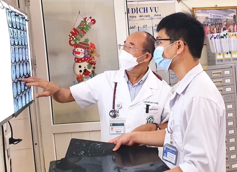 Cảnh báo bệnh nấm mốc đen gây hoại tử mắt và xương hàm3