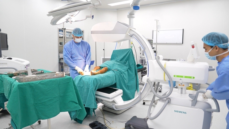 Máy C-Arm là gì là câu hỏi của nhiều nhiều bệnh nhân