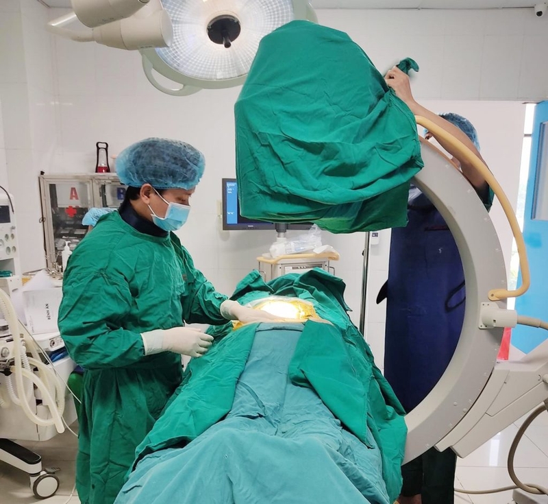 C-Arm giúp quá trình đặt ống thông tá tràng chính xác và giảm đau cho bệnh nhân