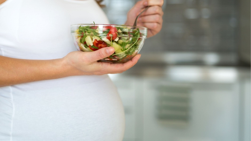 Cá bào giúp phụ nữ mang thai bổ sung protein, khoáng chất cần thiết và hỗ trợ cải thiện tình trạng chán ăn trong giai đoạn đầu thai kỳ