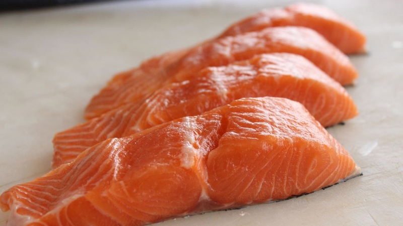 Gợi ý 10 món cá hồi cho bé ăn dặm thơm ngon, bổ dưỡng 1