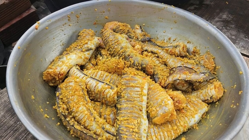 Nên chế biến cá lạc theo các cách lành mạnh để tối ưu lợi ích sức khỏe