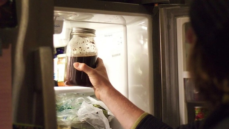 Cà phê cần được bảo quản đúng cách và nên được dùng sớm nhất có thể