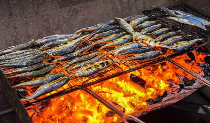 Ăn cá trích có béo hay không phụ thuộc vào lượng cá mà bạn ăn