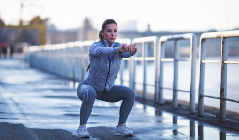 Các bài tập chân tại nhà dễ thực hiện cho cả nam và nữ không cần dụng cụ 1