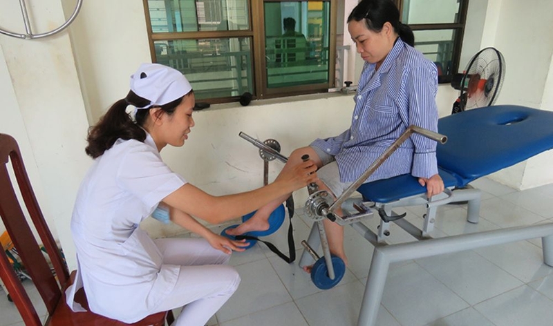 Các bài tập phục hồi chức năng vỡ xương bánh chè 4