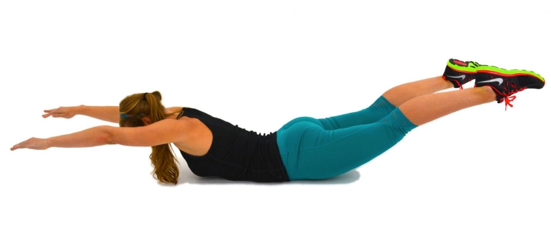 Các bài tập thể dục giảm mỡ đùi trên giường hiệu quả2