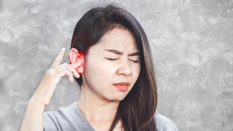 Đau tai là triệu chứng thường gặp trong các bệnh viêm nhiễm như viêm ống tai ngoài hoặc viêm tai giữa