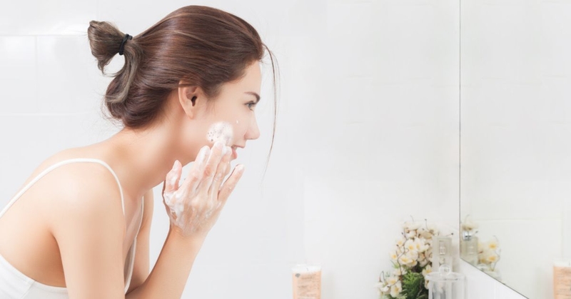 Các bước skincare cho mẹ sau sinh 2