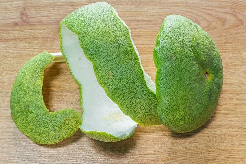 gội đầu bằng vỏ bưởi