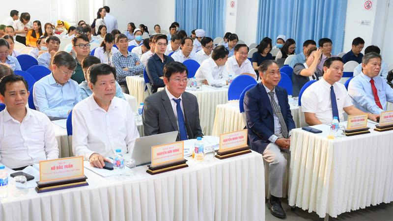 Các chuyên gia cập nhật một số kỹ thuật lọc máu hiện đại trong điều trị suy thận mạn giai đoạn cuối