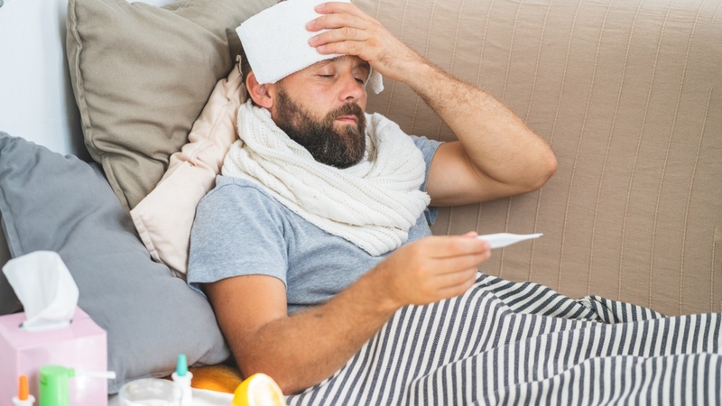 Các dấu hiệu phân biệt Covid và cảm lạnh, dị ứng theo mùa và bệnh cúm 1