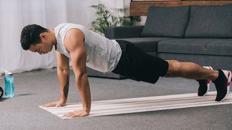 Các kiểu hít đất đúng cách giúp phát triển cơ bắp tốt 4