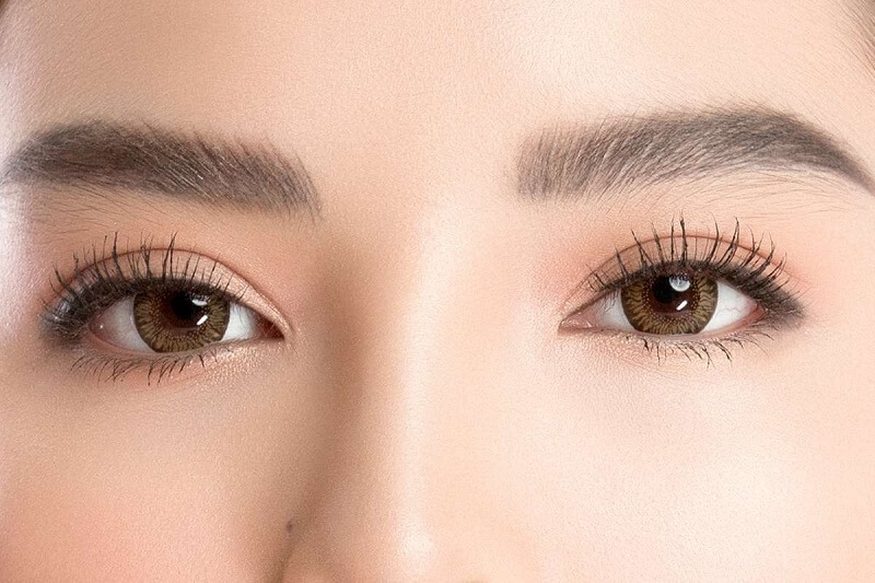 Phun mí mắt viền ombre làm mắt to tự nhiên