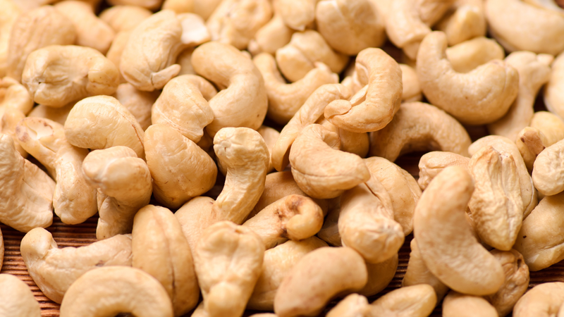 Loại hạt phổ biến người bị axit uric cao nên ăn 3