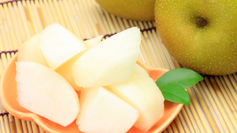 Lê Nijisseiki nổi bật với lớp vỏ vàng xanh đặc trưng