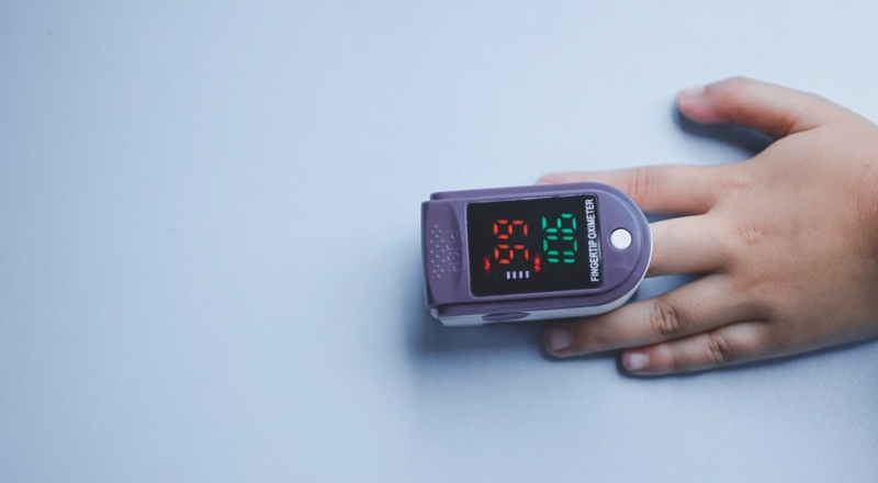 Các loại máy đo spo2 cho trẻ sơ sinh tốt nhất hiện nay 3