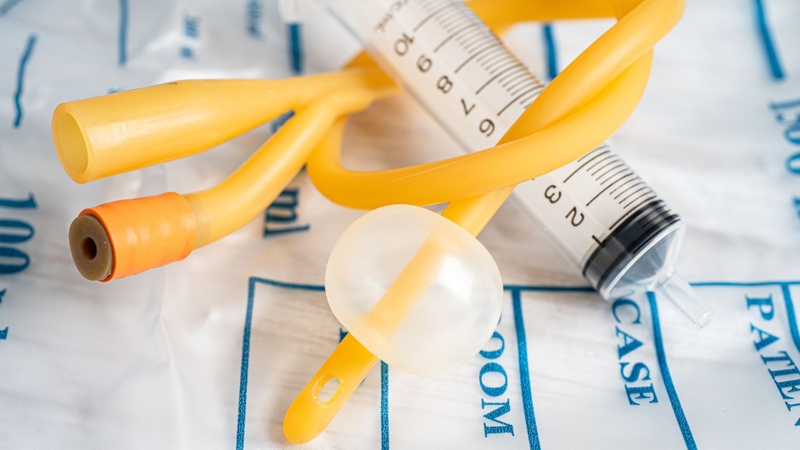 Ống thông tiểu lưu liên tục là một trong các loại ống thông tiểu hiện nay