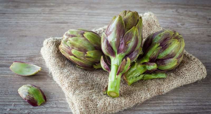 Các mẹ sau sinh uống trà atiso được không? 1