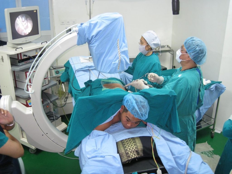 Các phương pháp phẫu thuật thoát vị đĩa đệm 2