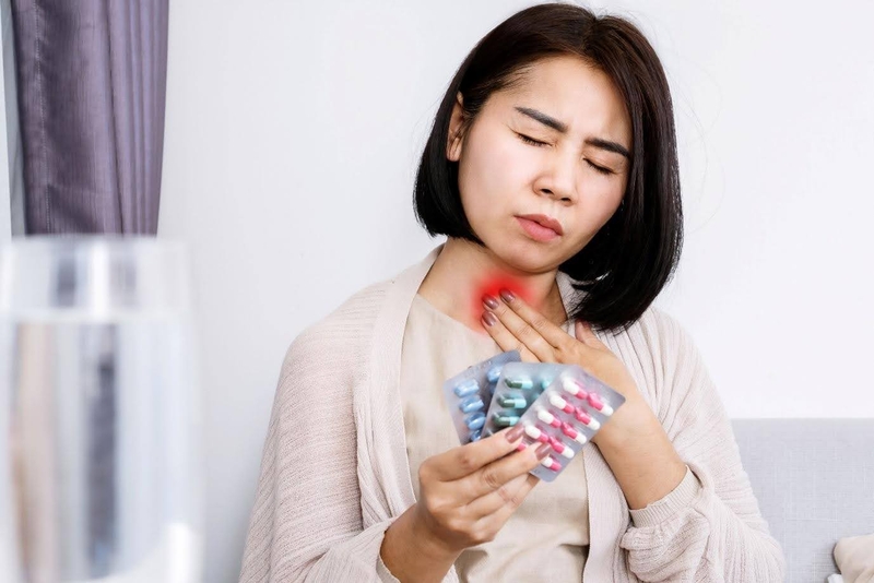 Viên ngậm Dorithricin – lựa chọn phổ biến giúp giảm nhanh đau họng tại chỗ