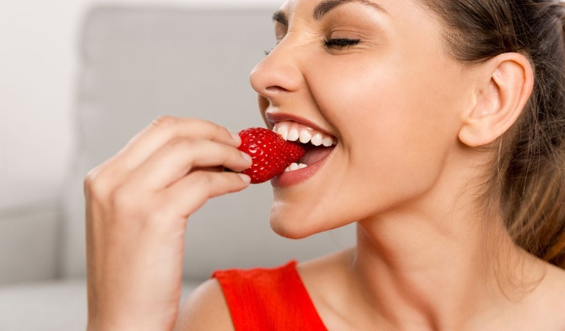 Cách ăn dâu tây vừa tốt cho sức khoẻ, đẹp da vừa ngon miệng 2