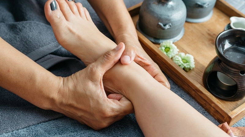 Cách bấm huyệt nhịn tiểu: Cách kiểm soát tiểu tiện hiệu quả, an toàn 4