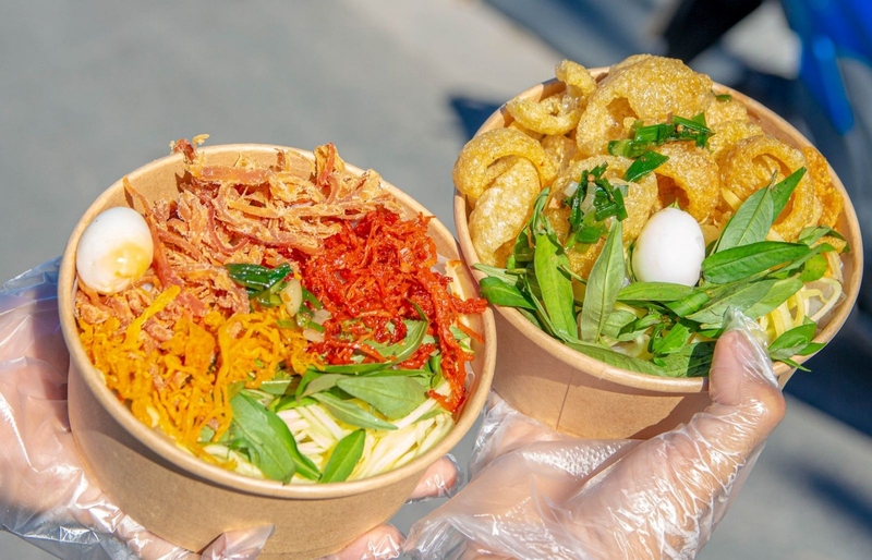 Cách bảo quản bánh tráng trộn qua đêm mà vẫn thơm ngon 4