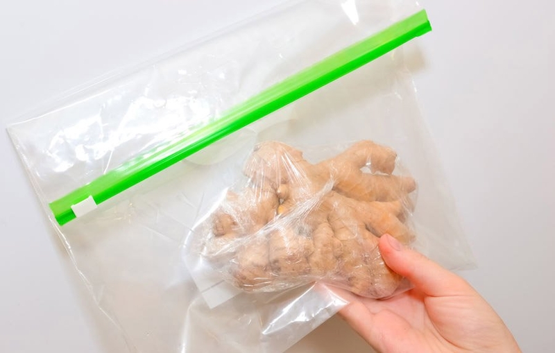 Cách bảo quản gừng bằng muối tươi lâu cực đơn giản 4