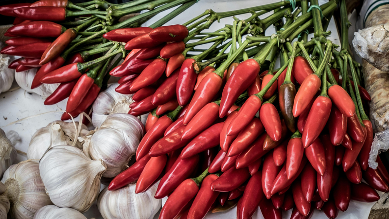 Cách bảo quản ớt tươi để dùng được lâu mà không bị héo 2