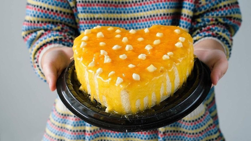 Cần quan sát kỹ các dấu hiệu hư hỏng của sốt dầu trứng trước khi sử dụng