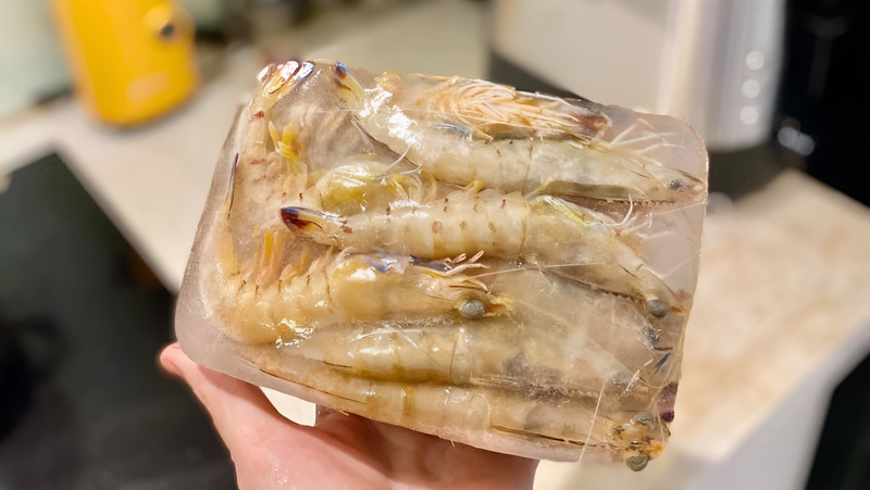 Cách bảo quản tôm trong tủ lạnh không bị đen 2