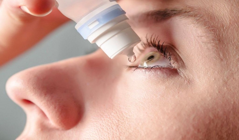 Cách bảo vệ mắt khi dụng điện thoại ban đêm 2