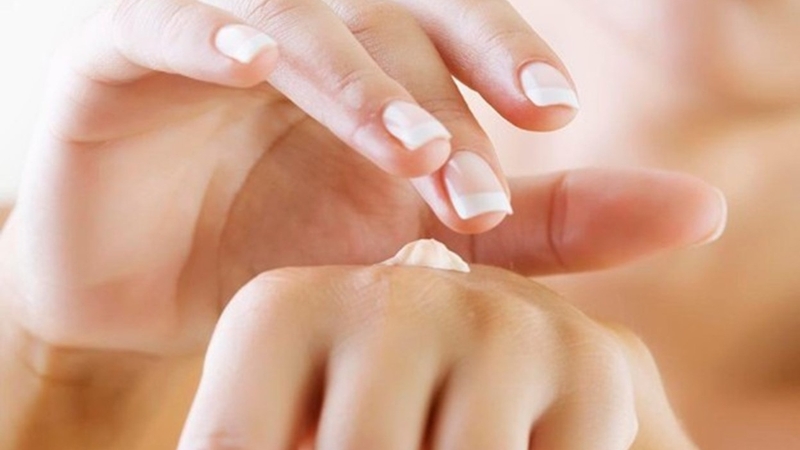 Cách bắt đầu thói quen chống lão hóa da tay 1