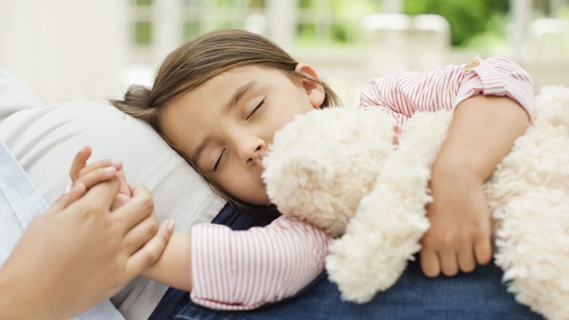 Cách chăm sóc trẻ bị viêm amidan tại nhà 2