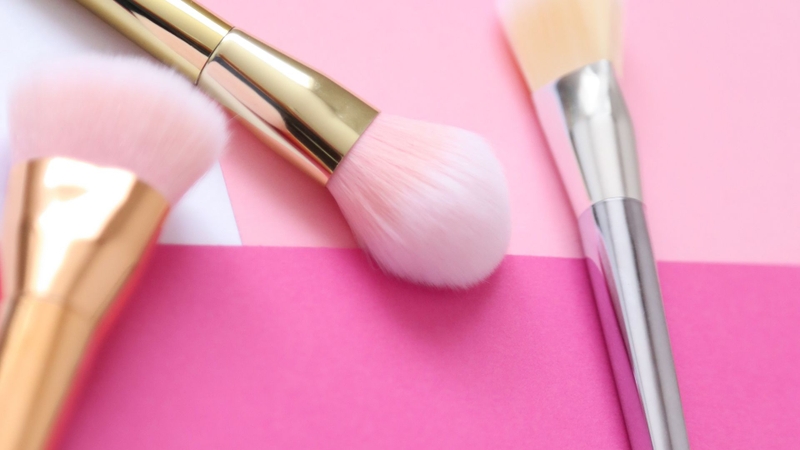 cach-chon-co-trang-diem-phu-hop-han-che-len-mun-cho-nguoi-moi-bat-dau 3.jpg