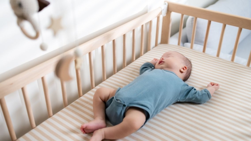 Cha mẹ có thể dễ dàng chọn được loại cũi phù hợp với nhu cầu sử dụng