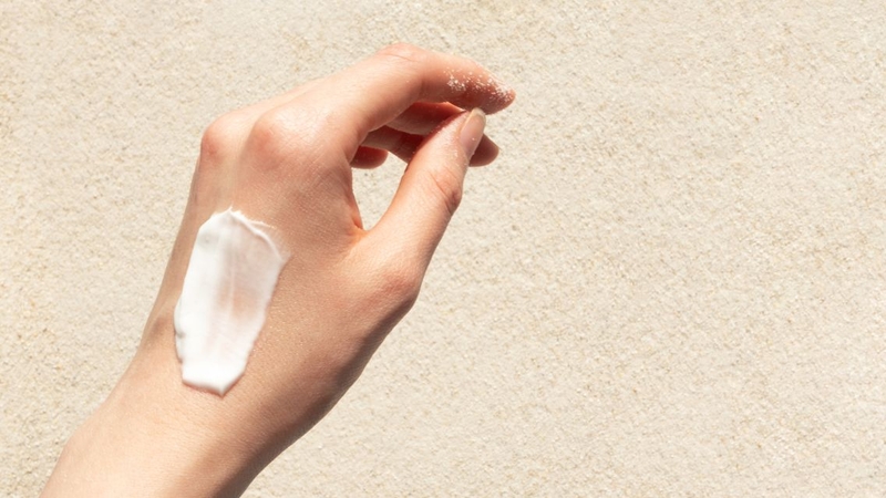 Chọn sản phẩm có chỉ số SPF và PA phù hợp với da nhạy cảm