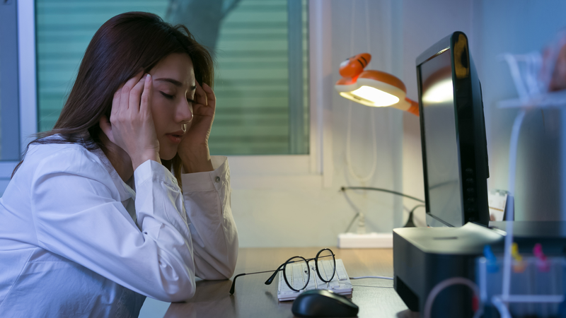 Thiếu ngủ kéo dài có thể làm tăng huyết áp và căng thẳng thần kinh