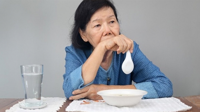 Cách chữa bệnh chán ăn ở người già: Giúp ăn ngon, khỏe mạnh 1