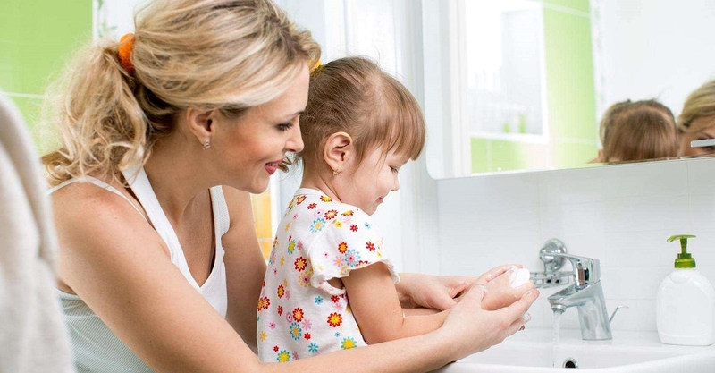 Mẹ bỏ túi cách chữa bệnh dị ứng da ở trẻ em 1