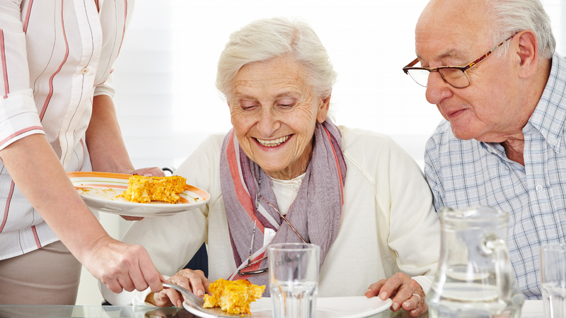 Cách chữa bệnh suy dinh dưỡng ở người lớn tuổi - Làm thế nào để phòng ngừa suy dinh dưỡng cho người cao tuổi? 2