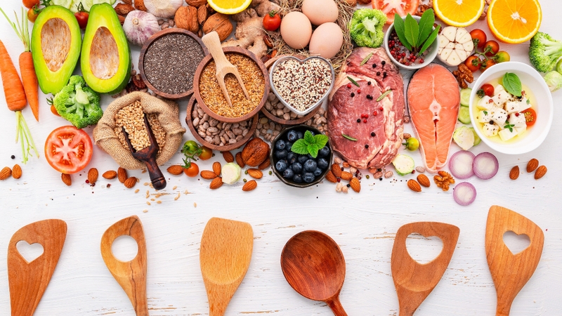 Bổ sung các vi chất như sắt, kẽm, vitamin D và kiểm soát stress có vai trò quan trọng trong quá trình hồi phục