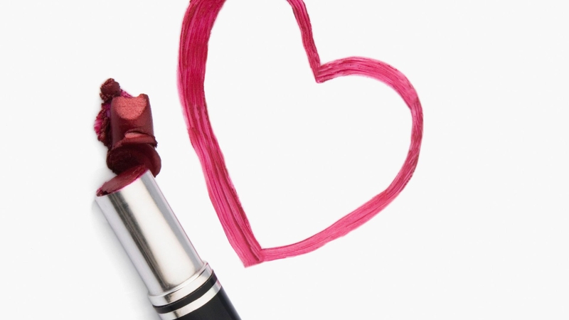 Cách chữa son môi bị gãy đơn giản, hiệu quả và dễ thực hiện tại nhà 2