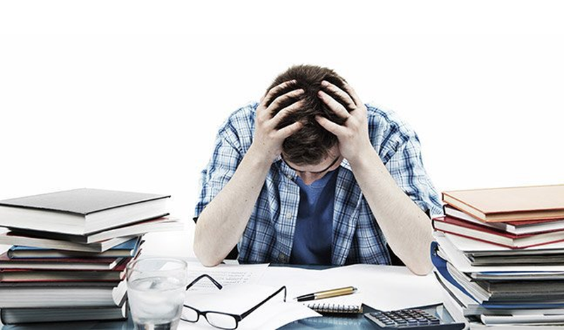 Lao động quá sức là thường là nguyên nhân chính gây suy nhược cơ thể