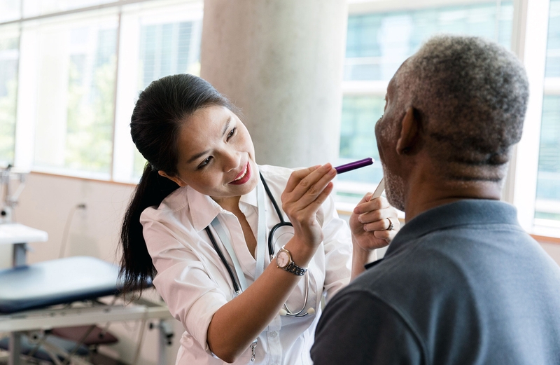 Cách chữa viêm họng bằng diện chẩn không cần dùng thuốc